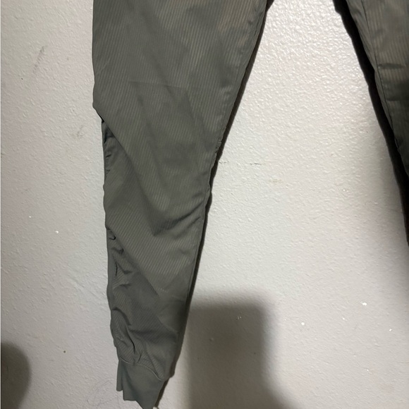 Lululemon Athletica Dark Green Cargo Joggers - Picture 6 of 13